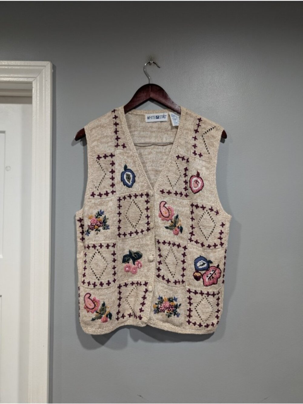 Vintage White Stag Embroidered Knit Sweater Vest Floral Leaf Fall Beige Size L